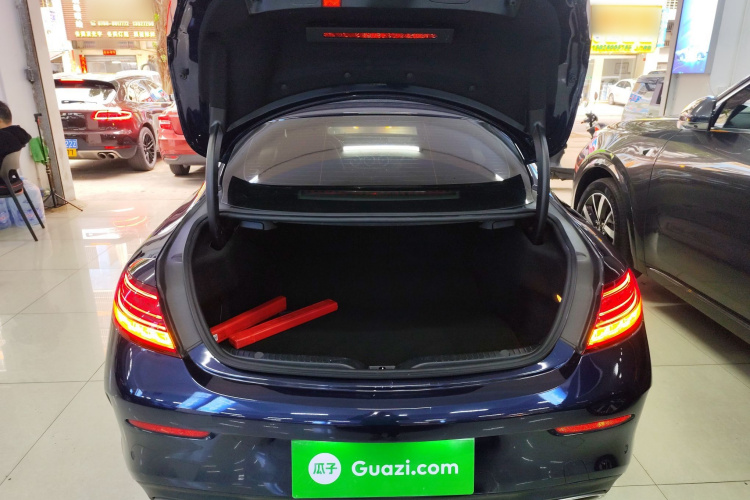 奔驰C级(进口) 2021款 C 200 轿跑车局部细节23