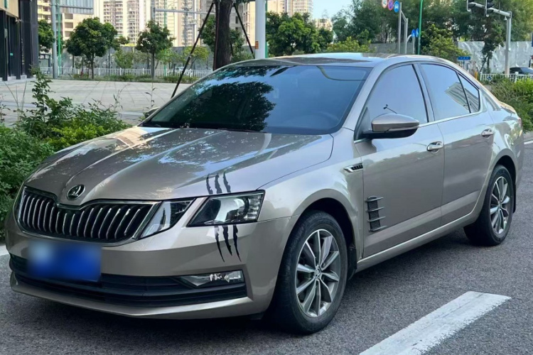 斯柯达 明锐 2019款 1.5L 自动智行舒适版 国V车身外观6005