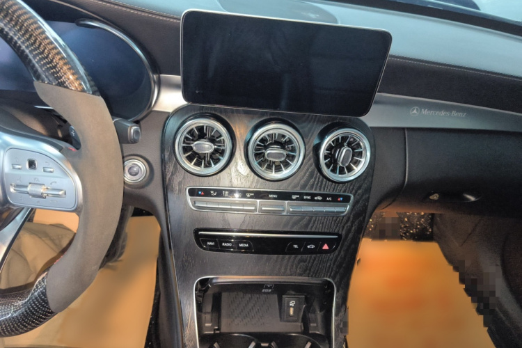 奔驰C级 2020款 改款 C 260 L 运动版局部细节16