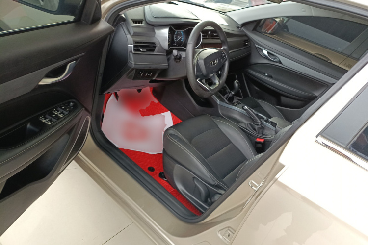 吉利汽车 帝豪 2021款 UP 1.5L 手动豪华型中控内饰20