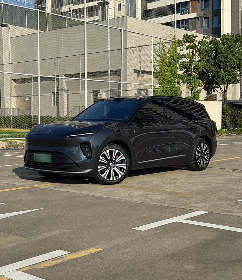 蔚来ES8 2023款 75kWh 行政版
