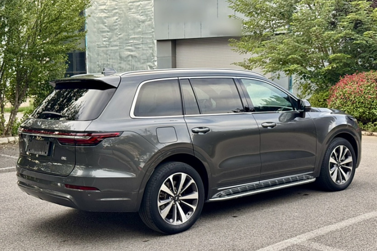 理想汽车 理想ONE 2020款 增程6座版车身外观6002