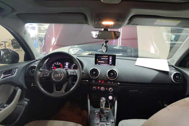 奥迪A3 2019款 Limousine 35 TFSI 时尚型 国VI中控内饰12