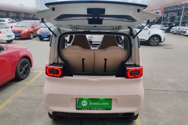 五菱汽车 宏光MINIEV 2022款 马卡龙臻享款 三元锂机舱底盘23