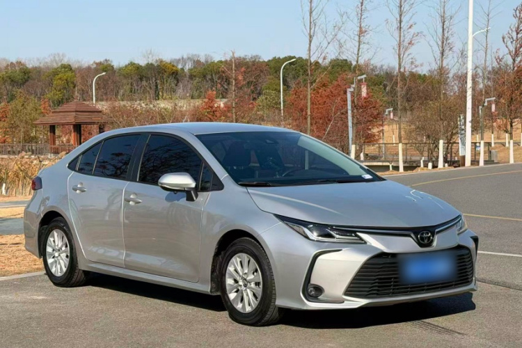 丰田 卡罗拉 2022款 TNGA 1.5L CVT先锋版车身外观6006