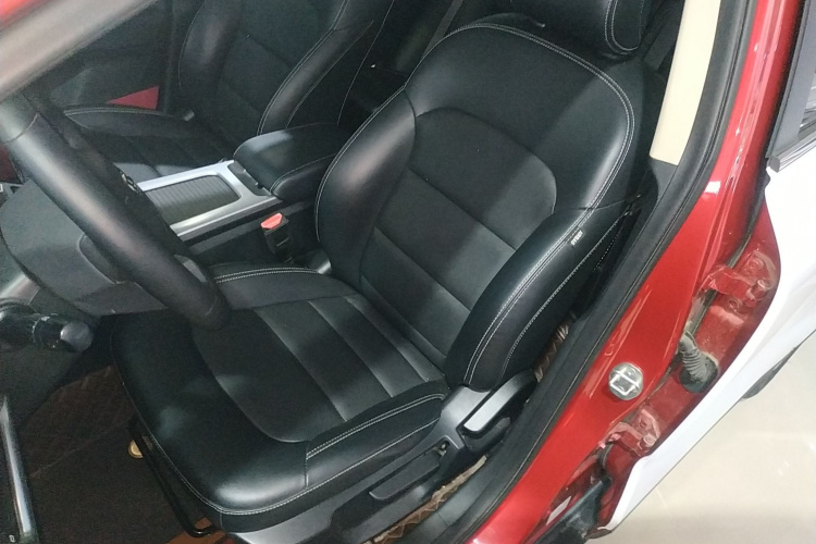 吉利汽车 帝豪GS 2019款 1.4T CVT雅中控内饰19