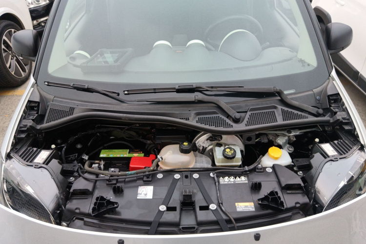 smart fortwo 2018款 1.0L 52千瓦硬顶灵动版 国V局部细节24
