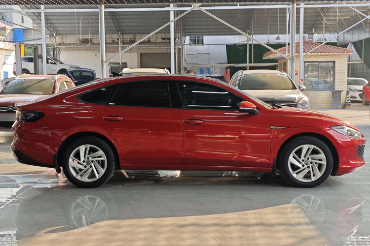 大众 2022款 凌渡L 280TSI DSG炫辣版车身外观6004