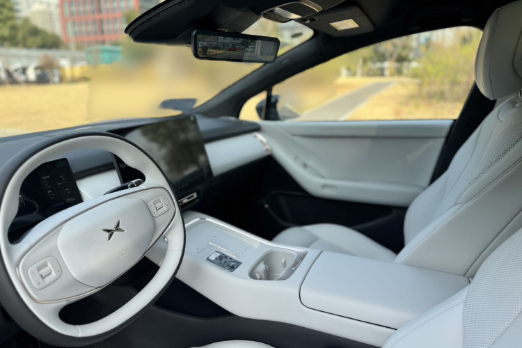 小鹏P7+ 2024款 长续航 Max中控内饰7008