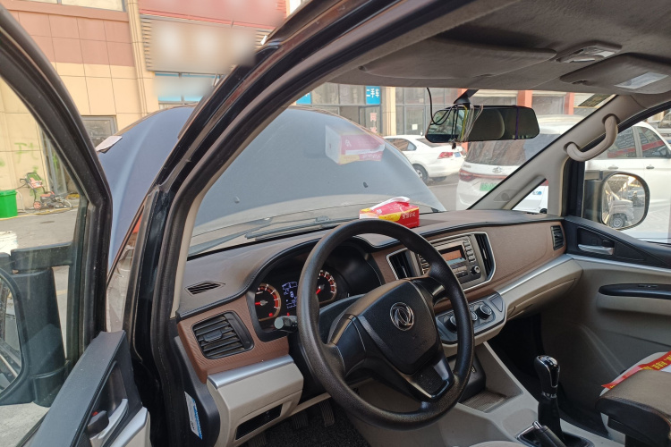 东风风行 菱智 2020款 M5L 1.6L 基本型 7座中控内饰12