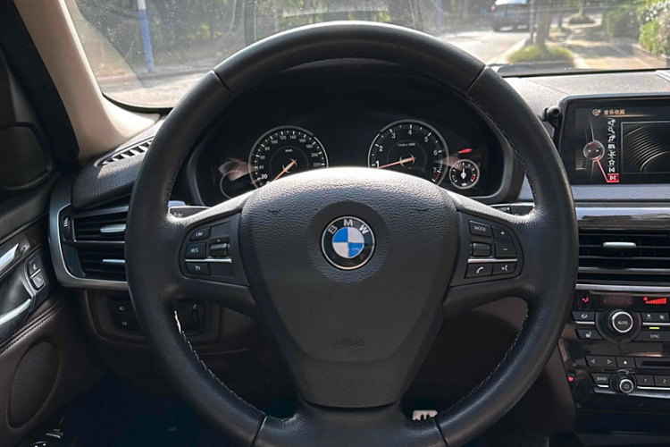 宝马X5(进口) 2015款 xDrive28i中控内饰7004