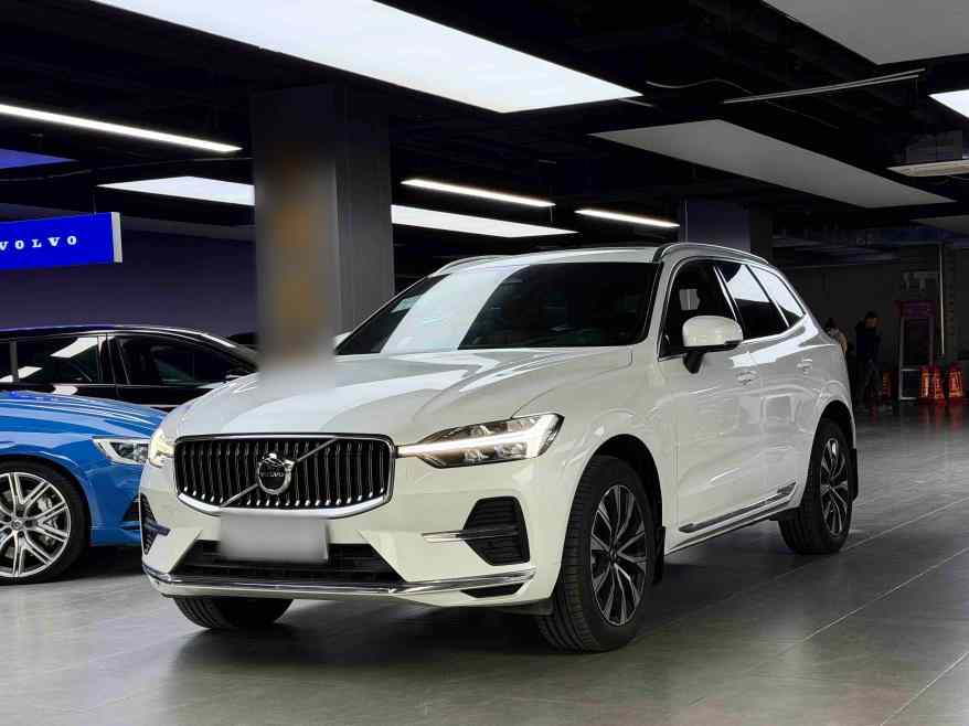沃尔沃XC60 2024款 B5 四驱智远豪华版(1)