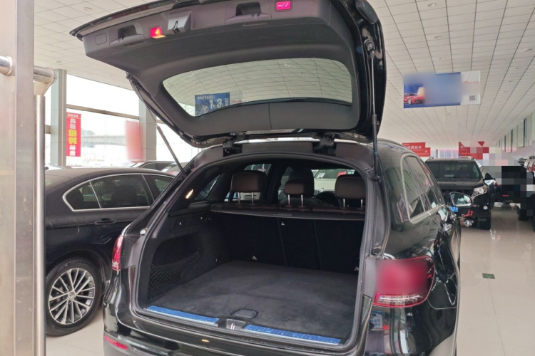 奔驰GLC 2022款 改款 GLC 260 L 4MATIC 动感型局部细节23
