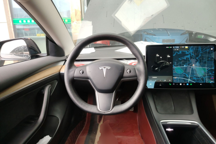 特斯拉 Model 3 2022款 后轮驱动版中控内饰13