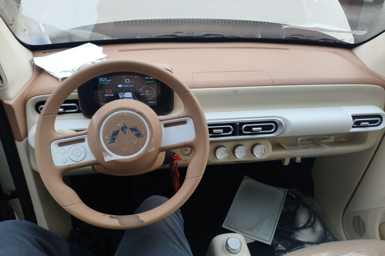 五菱汽车 宏光MINIEV 2024款 第三代 215km 青春版中控内饰7002