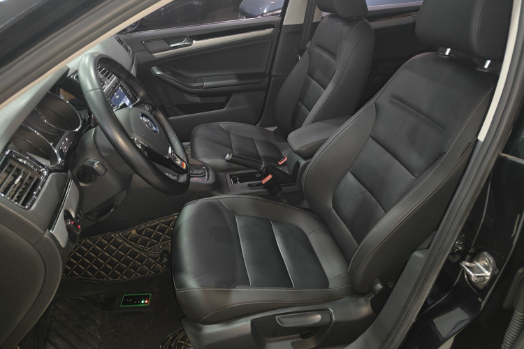 大众 速腾 2018款 280TSI DSG熠动版中控内饰19