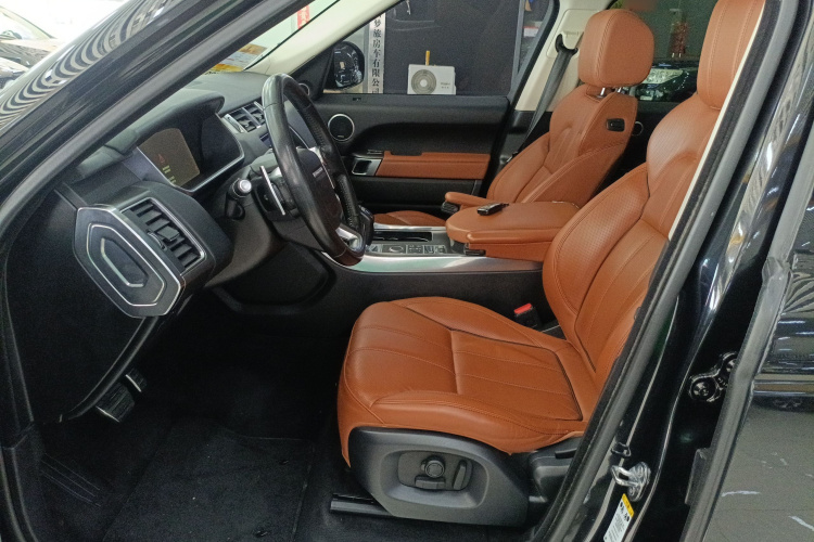 路虎 揽胜运动版 2017款 3.0 SC V6 HSE DYNAMIC局部细节19