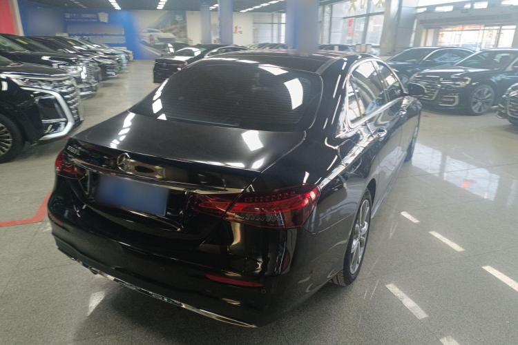 奔驰E级 2023款 E 300 L 运动时尚型车身外观6003