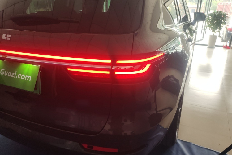 理想汽车 理想ONE 2021款 增程6座版车身外观6006