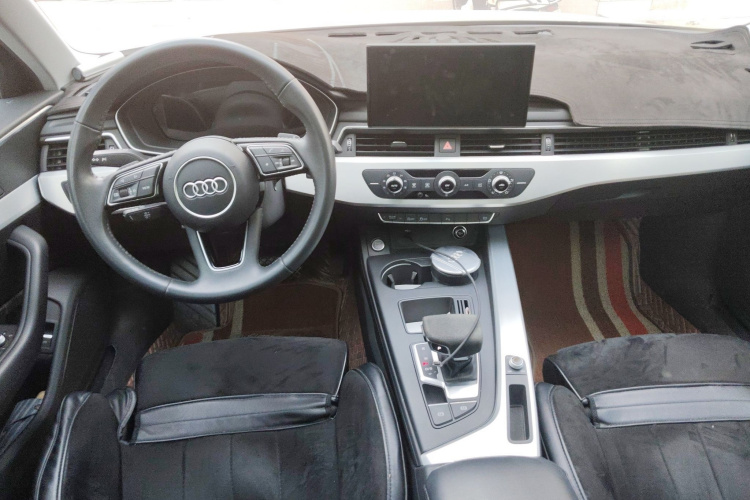 奥迪A4L 2020款 40 TFSI 时尚动感型中控内饰12