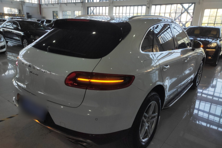 保时捷 2017款  Macan 2.0T车身外观7