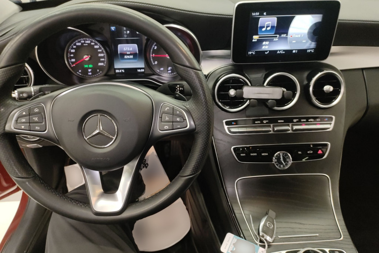 奔驰C级 2018款 C 200 L 运动版中控内饰7002