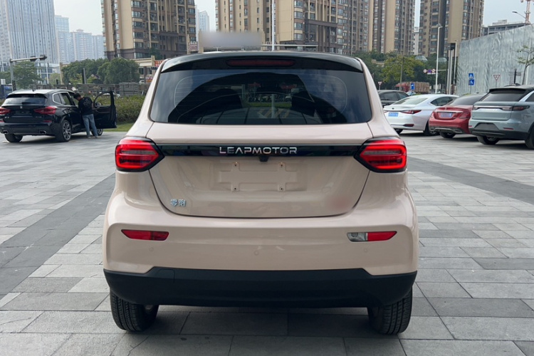 零跑汽车 零跑T03 2022款 星钻版车身外观6007