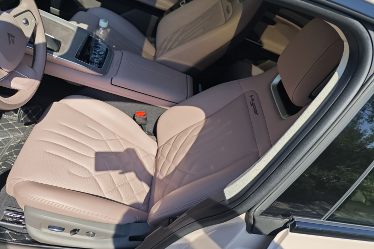 昊铂GT 2024款 全球款 710特高压激光雷达版中控内饰7003