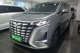 腾势D9 2022款 DM-i 970 四驱旗舰型