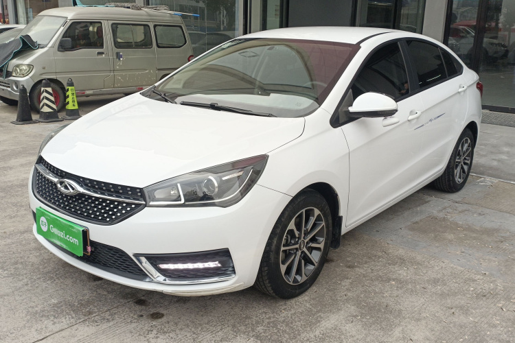 奇瑞 艾瑞泽5 2021款 PRO 1.5L 手动青春版车身外观1