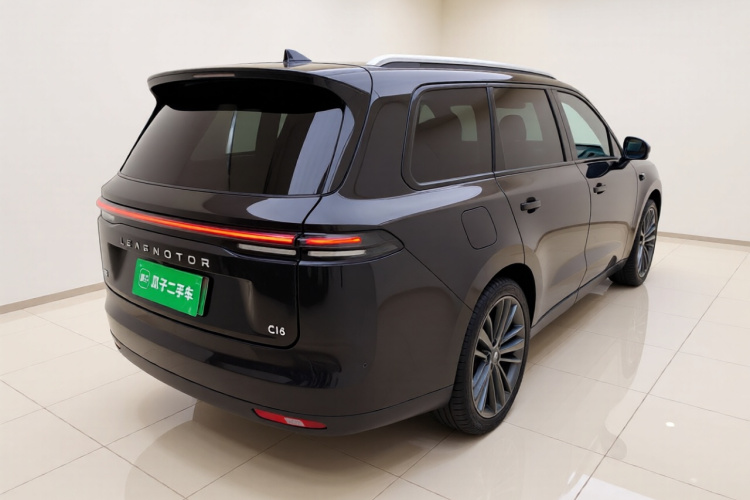 零跑汽车 零跑C16 2026款 增程 200尊享版 6座车身外观7