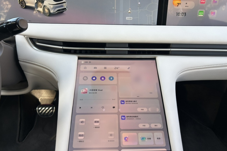 智己汽车 智己LS7 2025款 焕新版 Ultra中控内饰7003