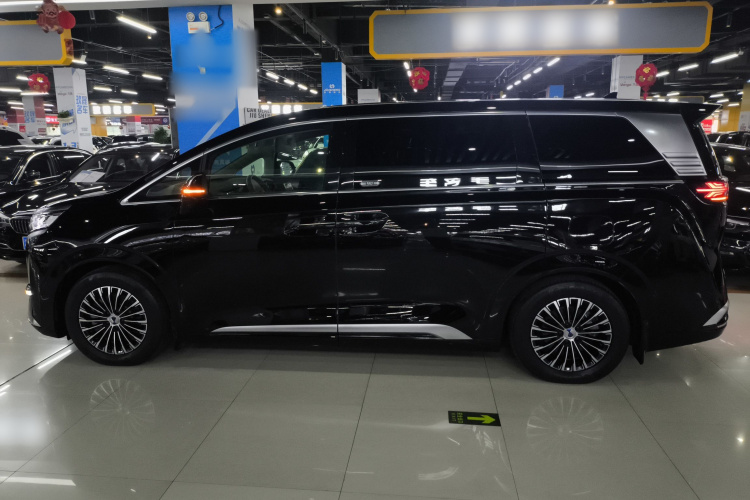 腾势D9 2022款 DM-i 970 四驱尊荣型车身外观6003