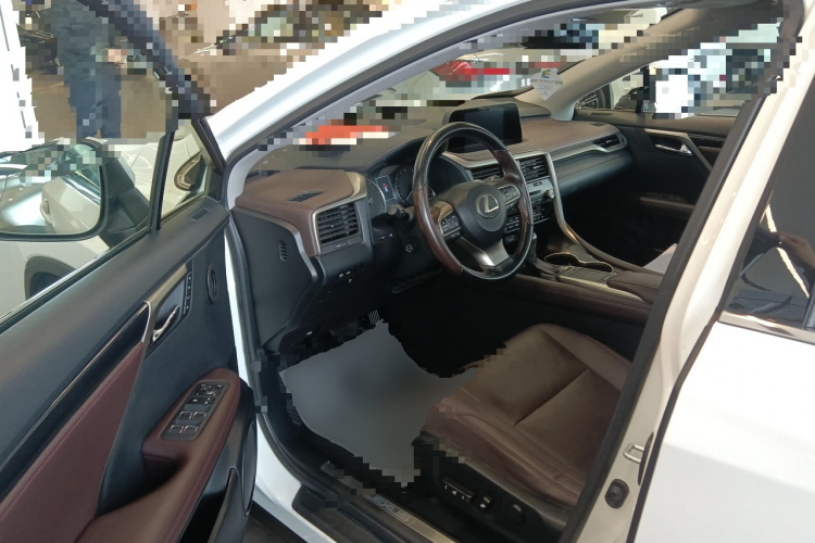 雷克萨斯RX 2020款 300 四驱典雅版 国VI中控内饰20