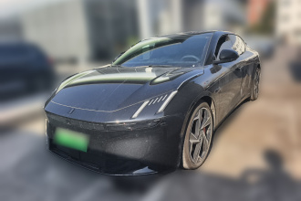 领克Z10 2025款 95kWh 702km四驱Halo