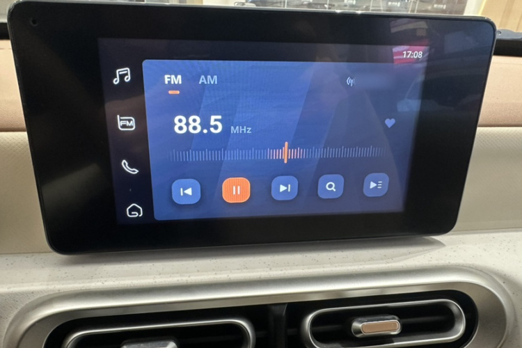 五菱汽车 宏光MINIEV 2024款 第三代 170km局部细节9005