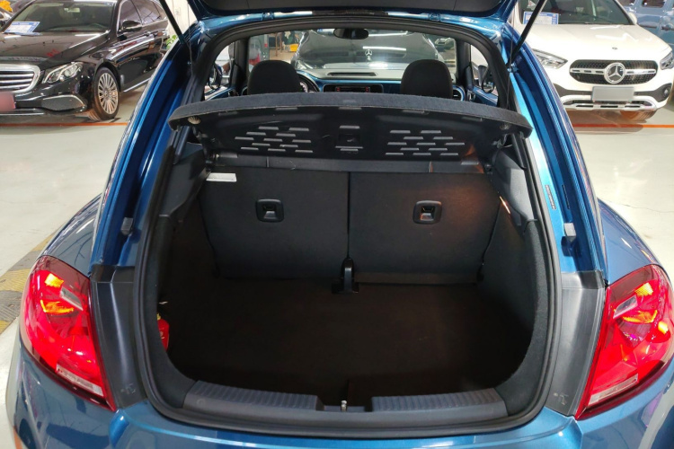 大众 甲壳虫 2018款 180TSI 宜乐型局部细节23