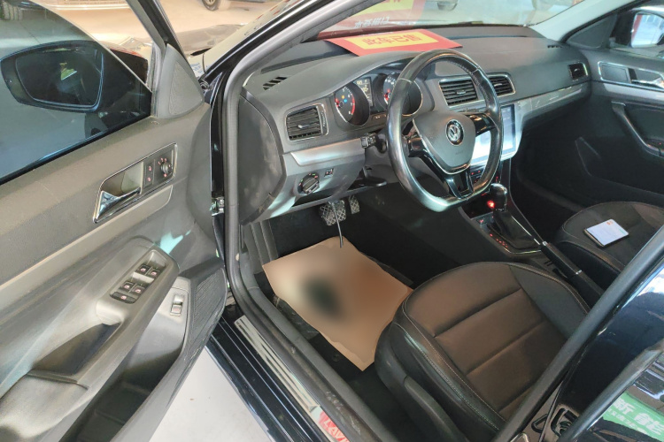 大众 朗逸 2015款 1.6L 自动舒适版中控内饰7003