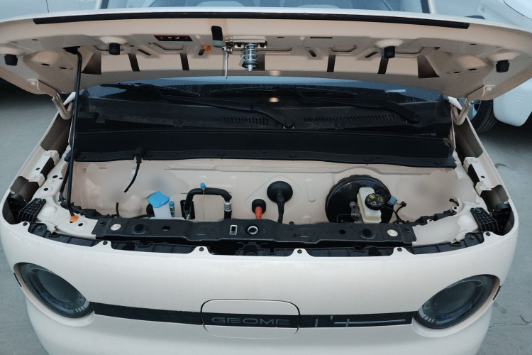 吉利银河 熊猫 2025款 210km 元气熊机舱底盘24