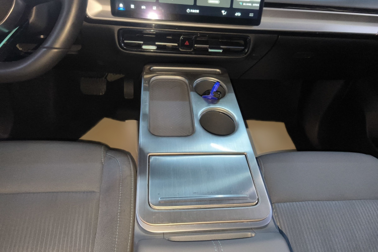 埃安 AION Y 2023款 Younger局部细节18