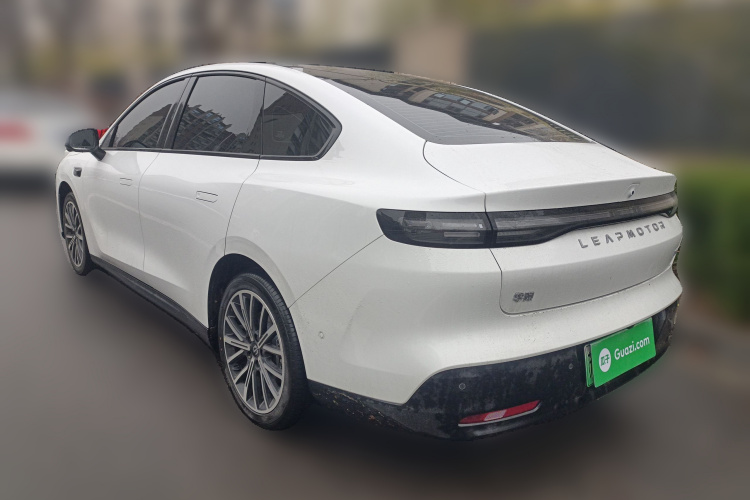 零跑汽车 零跑B01 2025款 650悦享版车身外观5