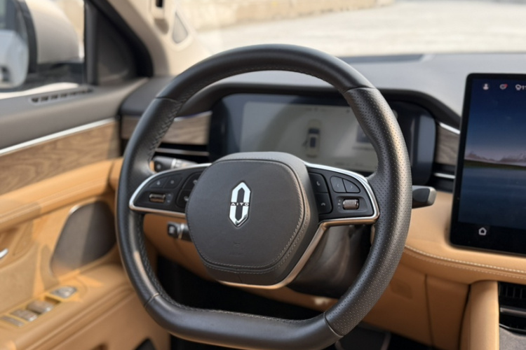 鸿蒙智行 问界M7 2022款 1.5T 后驱舒适版局部细节13