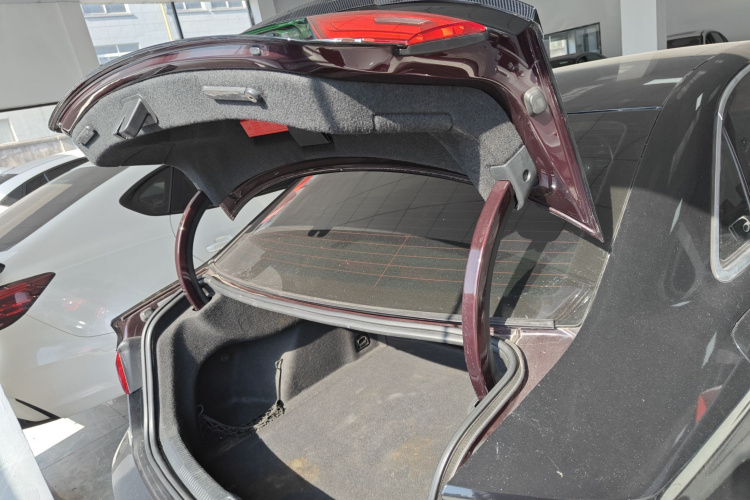 奥迪A3 2016款 Limousine 35 TFSI 风尚型机舱底盘23