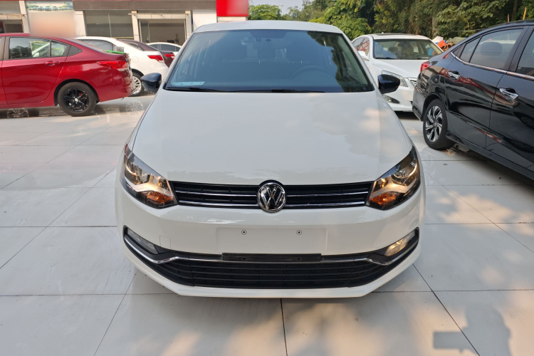 大众 Polo 2014款 1.4L 手动风尚版车身外观2