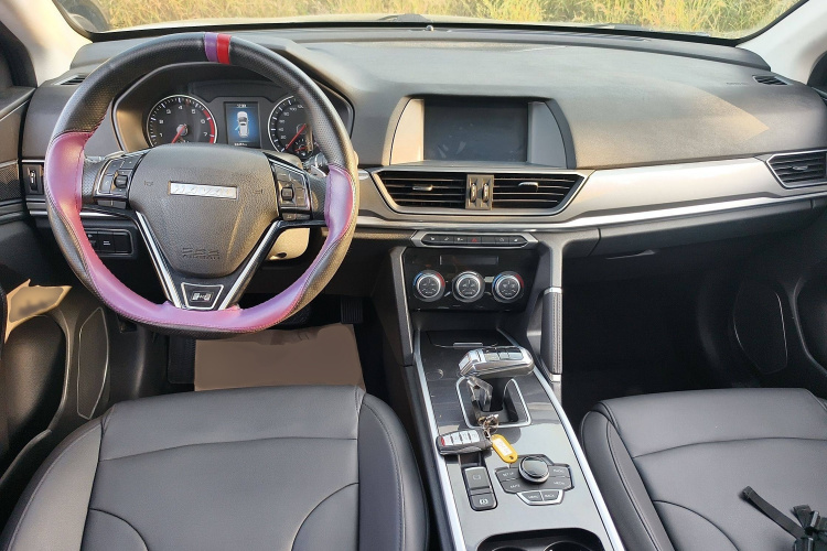 哈弗H6 2019款 运动版 1.5T 自动两驱精英型 国VI中控内饰7002