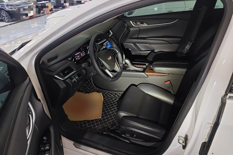 凯迪拉克XTS 2018款 28T 技术型中控内饰20