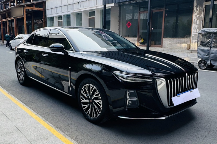 红旗H5 2023款 2.0T 自动智联旗畅版车身外观6002