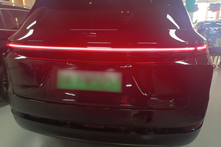 理想汽车 理想L7 2024款 MAX车身外观6