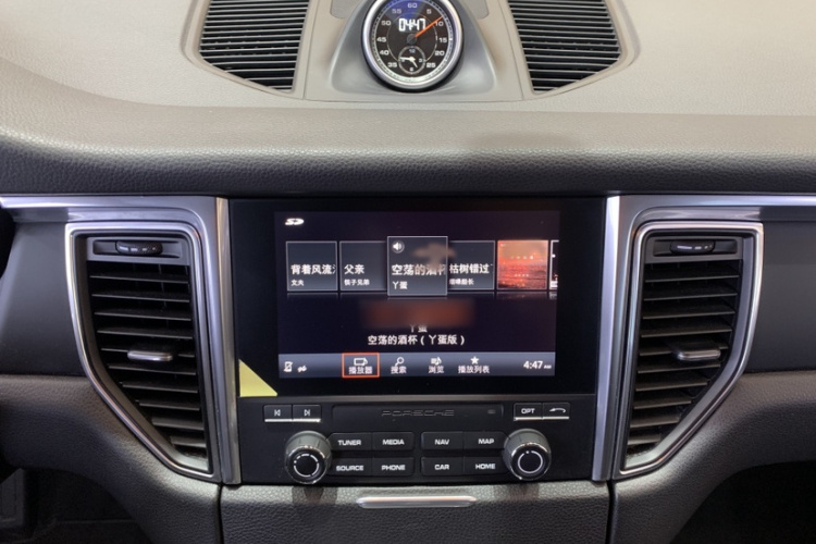 保时捷 2017款  Macan 2.0T中控内饰7002