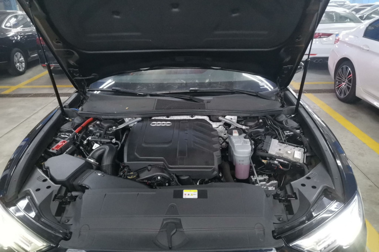 奥迪A6L 2024款 45 TFSI 臻选动感型局部细节24